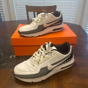 Nike Air Max 8.5 black grey white